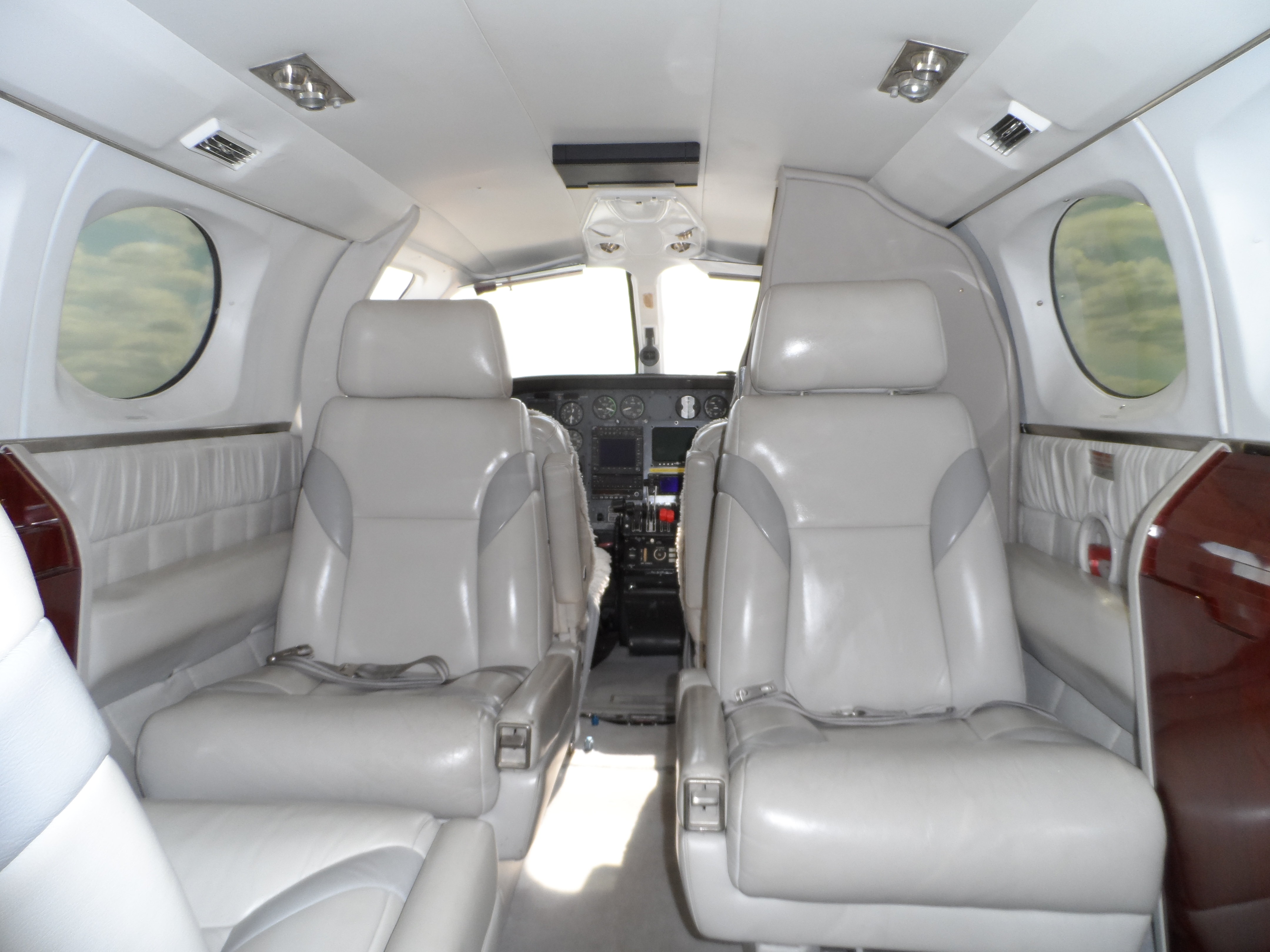jet aziendale Cessna 421 Golden Eagle